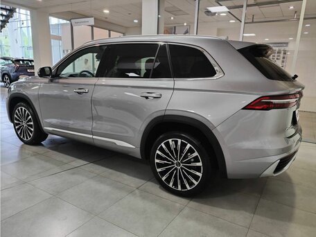 2026 Geely Monjaro I, серебристый, 5146140 рублей, вид 4