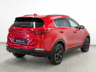 2021 Kia Sportage IV Рестайлинг, красный, 1925000 рублей, вид 5