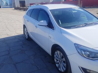 2012 Opel Astra J Рестайлинг, белый, 800000 рублей, вид 2