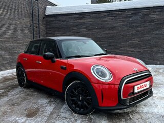 2021 Mini Hatch Cooper III (F55/F56) Рестайлинг 2, красный, 1999999 рублей, вид 1