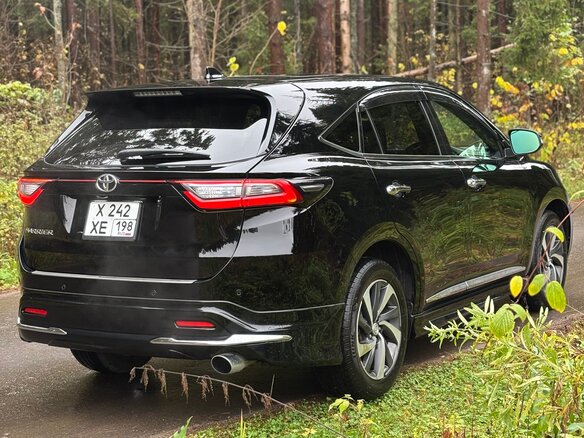 2017 Toyota Harrier III (XU60) Рестайлинг, чёрный, 2980000 рублей - вид 4
