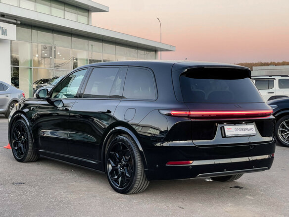 2024 Li Auto (Lixiang) L9 52.3 kWh I Рестайлинг, чёрный, 7348000 рублей - вид 6