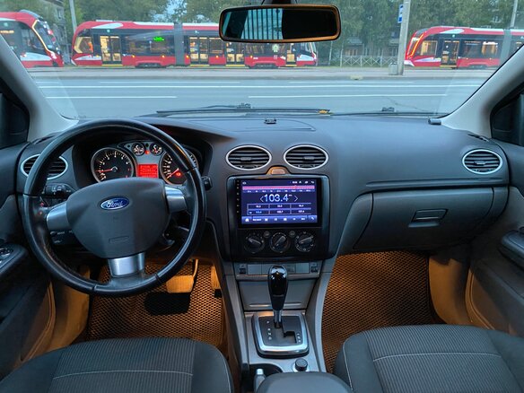 2011 Ford Focus II Рестайлинг, серый, 750000 рублей - вид 6