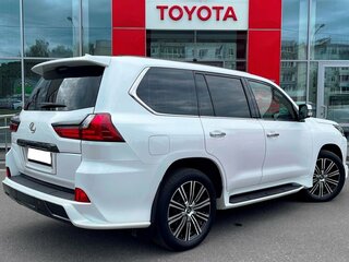2020 Lexus LX 450d III Рестайлинг 2, белый, 9345000 рублей, вид 5