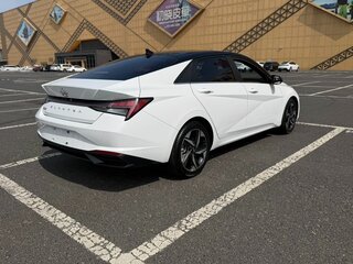 2022 Hyundai Elantra VII (CN7), белый, 1539000 рублей, вид 4