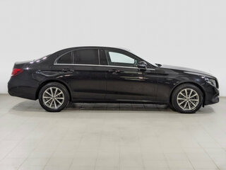2020 Mercedes-Benz E-Класс 200 d V (W213, S213, C238), чёрный, 2730000 рублей, вид 4