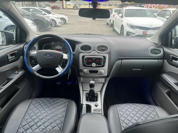 2010 Ford Focus II Рестайлинг, серый, 739000 рублей - вид 21
