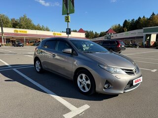 2013 Toyota Auris II, коричневый, 1150000 рублей, вид 2