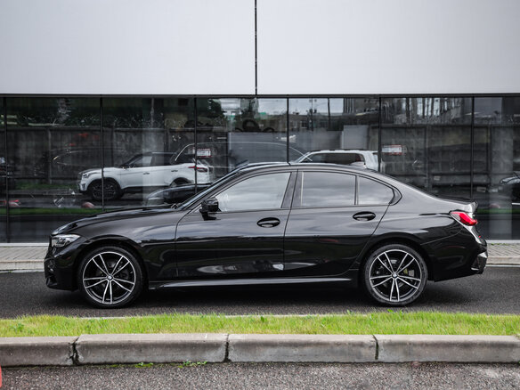 2021 BMW 3 серии 320i xDrive VII (G2x), чёрный, 3899000 рублей - вид 8