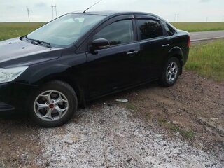 2011 Ford Focus II Рестайлинг, чёрный, 700000 рублей, вид 2