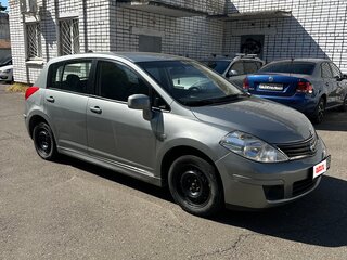 2011 Nissan Tiida I Рестайлинг, серый, 620000 рублей, вид 3