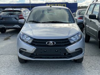 2026 Lada (ВАЗ) Granta I Рестайлинг, серебристый, 1121000 рублей, вид 2