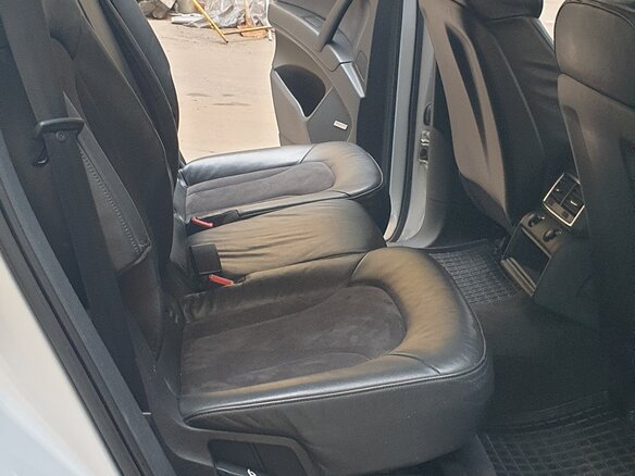 2011 Audi Q7 I (4L) Рестайлинг, серебристый, 2400000 рублей - вид 24
