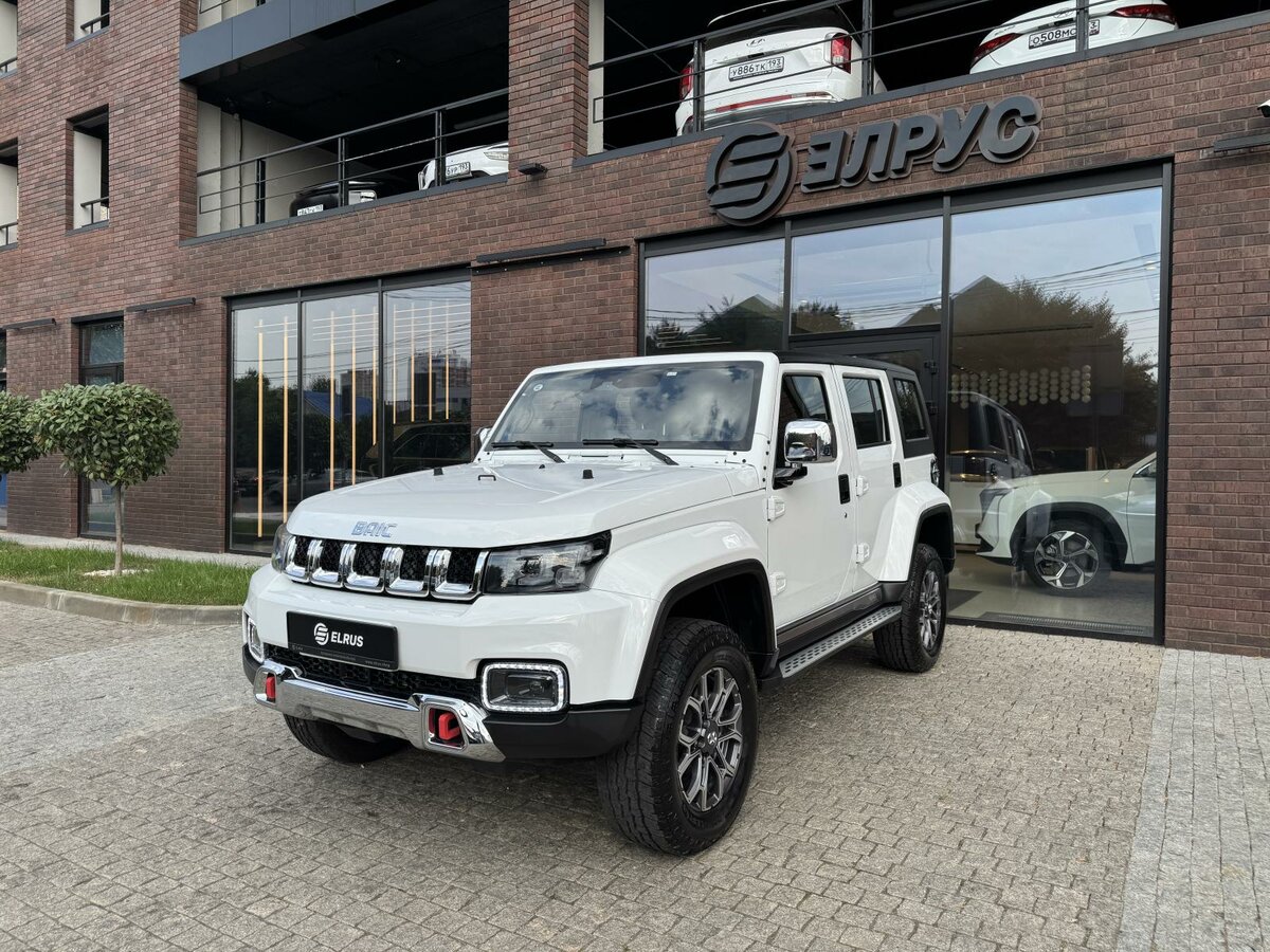 Открыть фотографии: BAIC BJ40 I Рестайлинг