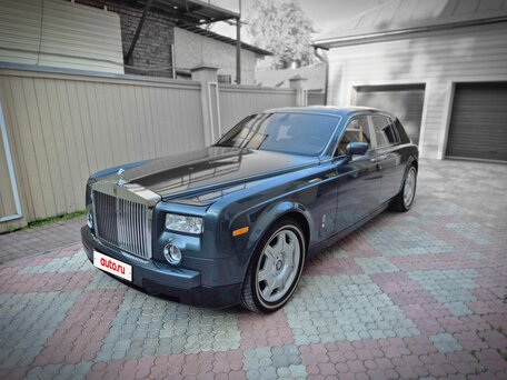 2005 Rolls-Royce Phantom Long VII, зелёный, 9800000 рублей, вид 4