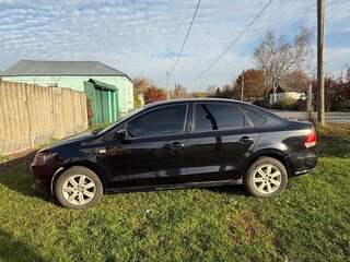 2012 Volkswagen Polo V, чёрный, 750000 рублей, вид 4