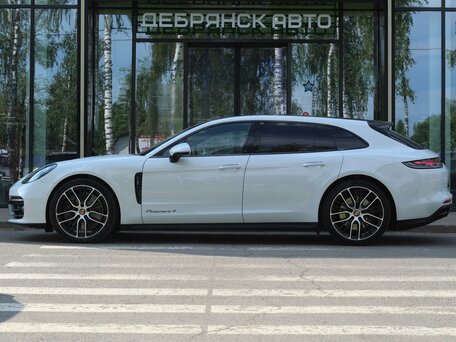 2020 Porsche Panamera 4 Sport Turismo II Рестайлинг, белый, 9650000 рублей, вид 2