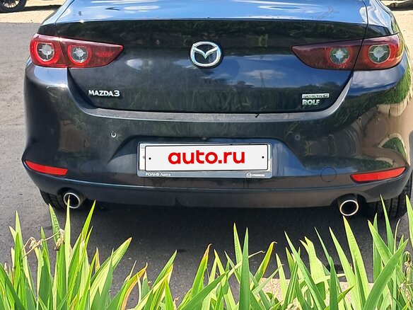 2022 Mazda 3 IV (BP), чёрный, 3680000 рублей - вид 8