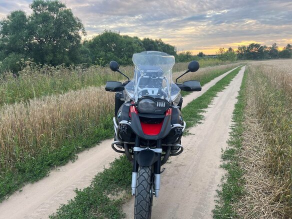 2011 BMW R 1200 GS Adventure, красный, 850000 рублей - вид 2