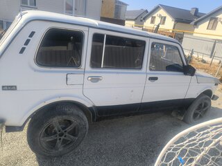 2005 Lada (ВАЗ) 2131 (4x4) I, белый, 200000 рублей, вид 4