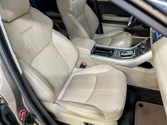 2018 Land Rover Range Rover Evoque I Рестайлинг, коричневый, 2250000 рублей - вид 25