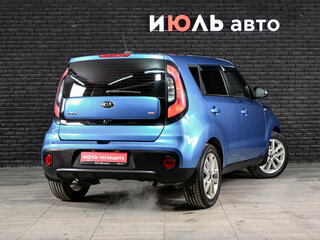2018 Kia Soul II Рестайлинг, синий, 1700000 рублей, вид 4