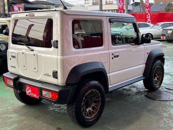 2023 Suzuki Jimny Sierra IV, белый, 1420010 рублей - вид 6