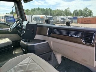 2023 Sinotruk Sitrak C7H, красный, 3203037 рублей, вид 5