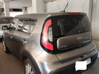 2018 Kia Soul II Рестайлинг, серебристый, 901850 рублей, вид 2