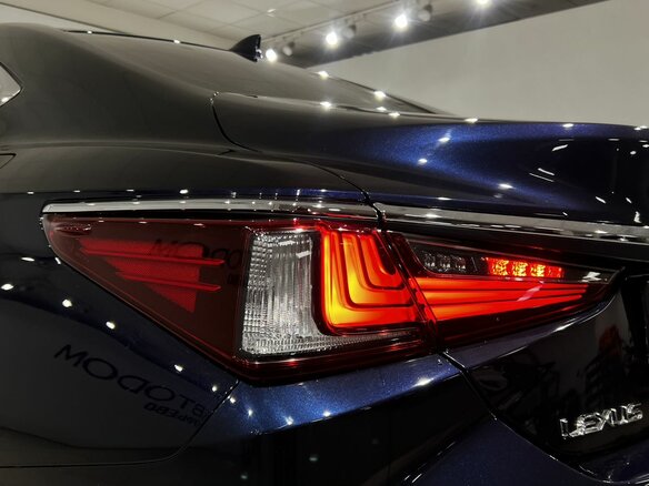 2020 Lexus ES 250 VII, синий - вид 10