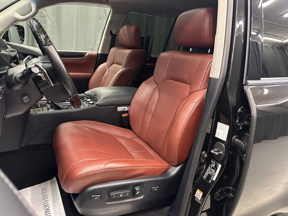 2019 Lexus LX 570 III Рестайлинг 2, чёрный - вид 31