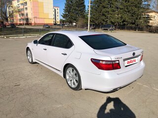 2008 Lexus LS Long 600h L IV, серебристый, 2250000 рублей, вид 2