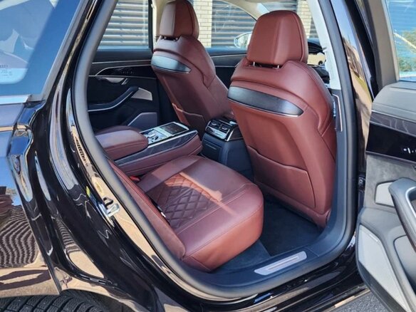 2021 Audi S8 IV (D5), коричневый, 10500000 рублей - вид 20