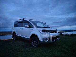 2018 Mitsubishi Delica D:5 I, белый, 3250000 рублей, вид 1