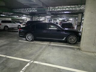 2018 BMW 7 серии Long 730Ld xDrive VI (G11/G12), чёрный, 3600000 рублей, вид 2