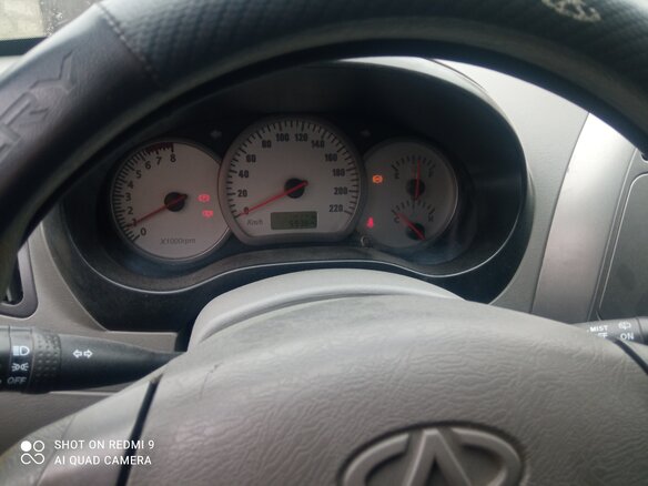 2011 Vortex Tingo I, бежевый, 520000 рублей - вид 10