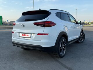 2019 Hyundai Tucson III Рестайлинг, белый, 3000000 рублей, вид 5