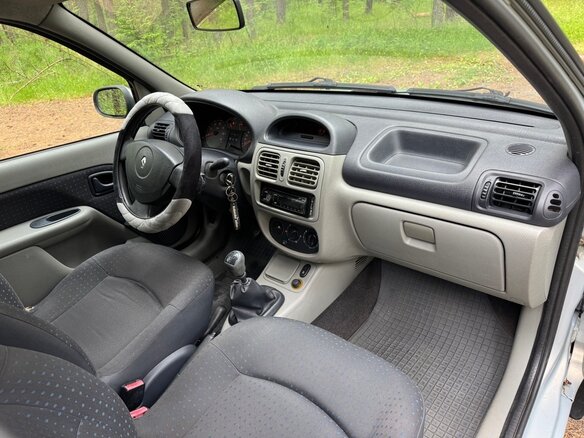 2004 Renault Symbol I Рестайлинг, синий - вид 22