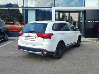 2016 Mitsubishi Outlander III Рестайлинг 2, белый, 1219000 рублей, вид 5
