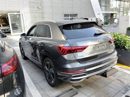 2022 Audi Q3 35 TFSI II (F3), серый, 1862000 рублей, вид 3