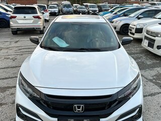 2020 Honda Civic X Рестайлинг, белый, 2800000 рублей, вид 3