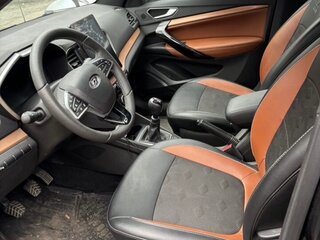 2025 Lada (ВАЗ) Vesta SW I Рестайлинг (NG), чёрный, 2000000 рублей, вид 5