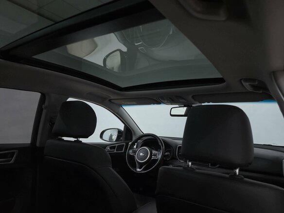 2018 Kia Sportage IV Рестайлинг, чёрный, 2130000 рублей - вид 17