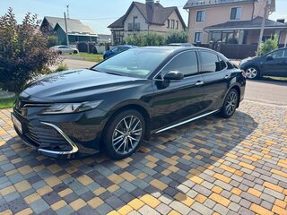 2023 Toyota Camry VIII (XV70) Рестайлинг, чёрный, 4200000 рублей, вид 1