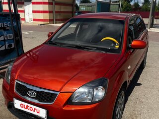 2009 Kia Rio II Рестайлинг, оранжевый, 660000 рублей, вид 2