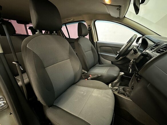 2016 Renault Sandero II, бежевый - вид 9