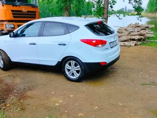 2010 Hyundai ix35 I, белый, 1228000 рублей, вид 4