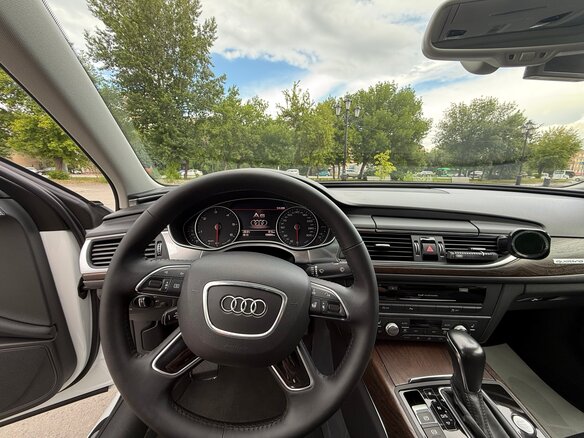 2016 Audi A6 IV (C7) Рестайлинг, белый, 2650000 рублей - вид 11