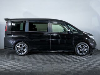 2016 Honda Stepwgn Spada V, чёрный, 2077000 рублей, вид 5