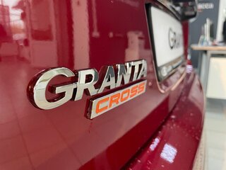 2026 Lada (ВАЗ) Granta Cross I Рестайлинг, красный, 1225000 рублей, вид 4